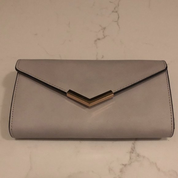 Like New Urban Expressions Gray Shoulder and Clutch Purse - Picture 7 of 7